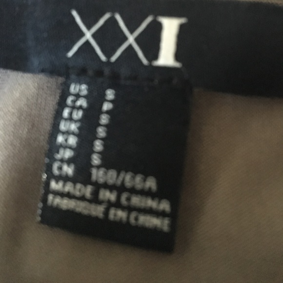 Forever 21 Sequin Mini Skirt - Picture 3 of 6